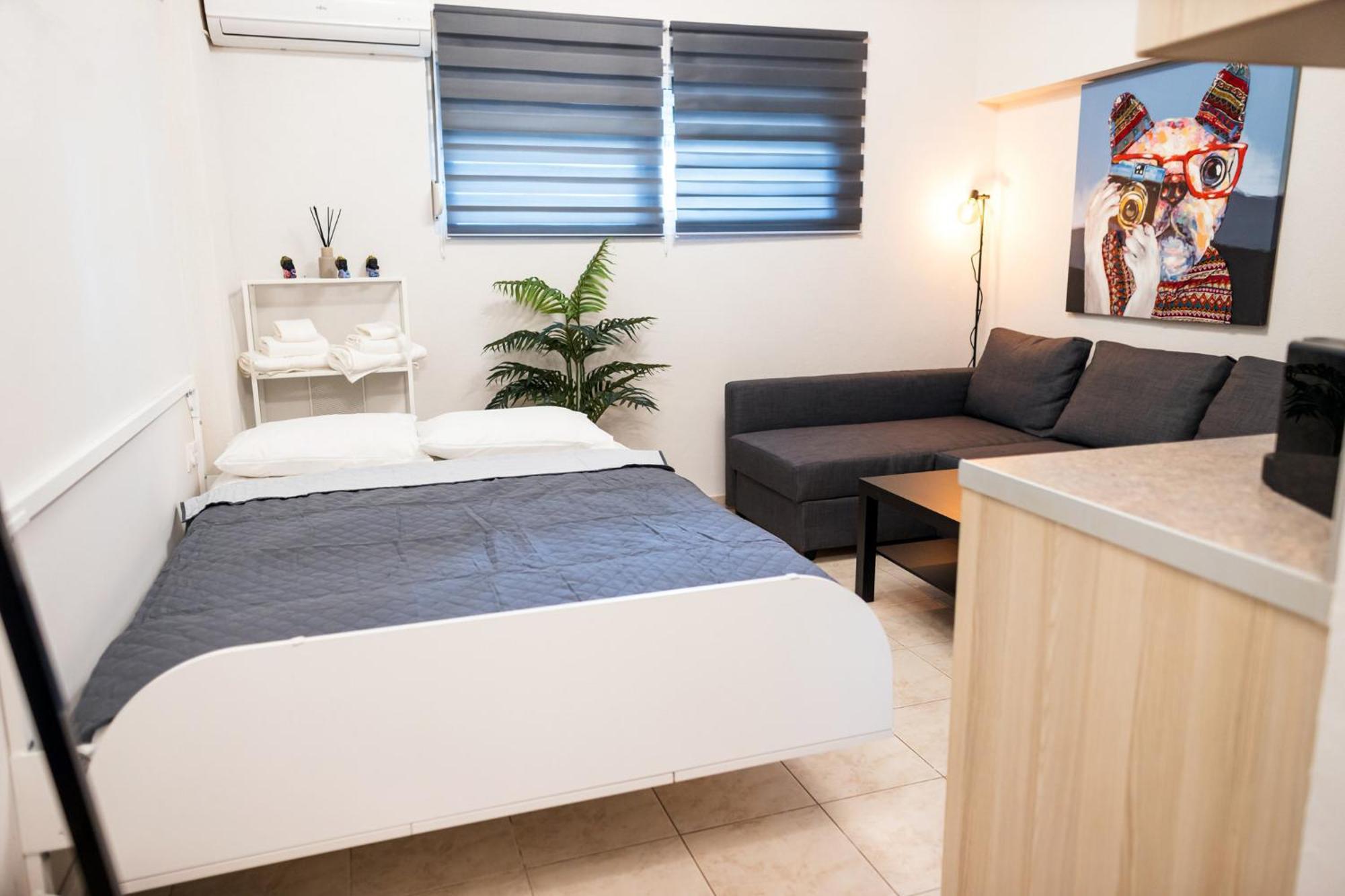 Bk Apartment Semi-Basement Néa Khilí Екстериор снимка