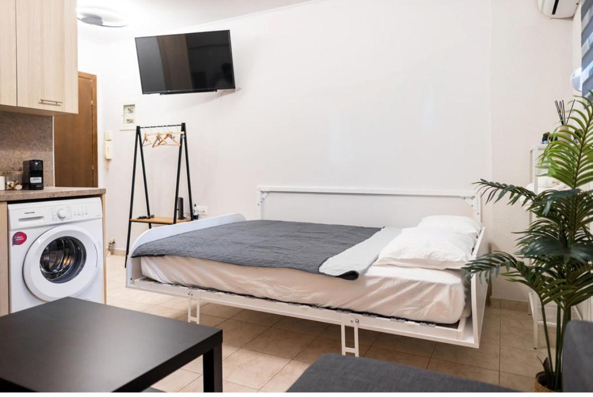 Bk Apartment Semi-Basement Néa Khilí Екстериор снимка
